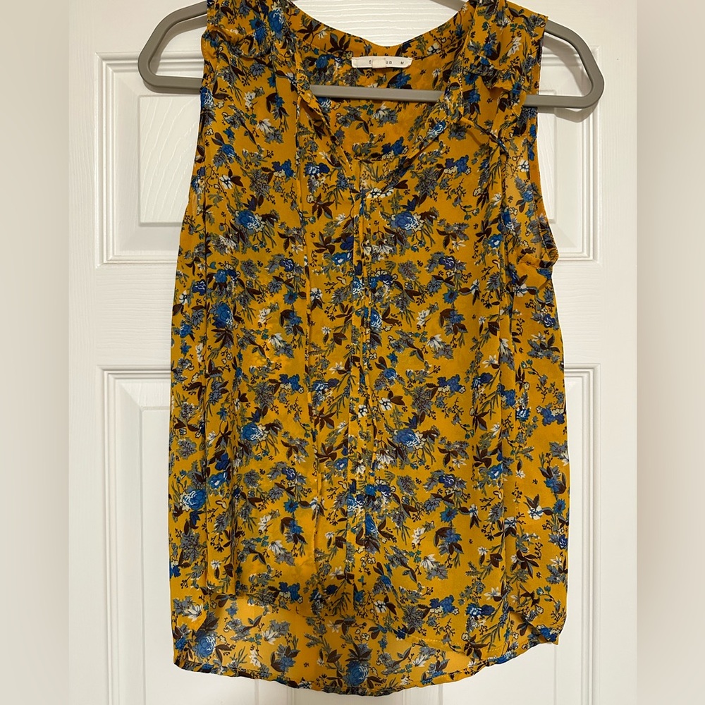 Fun2Fun Ulrica Tie Neck Blouse